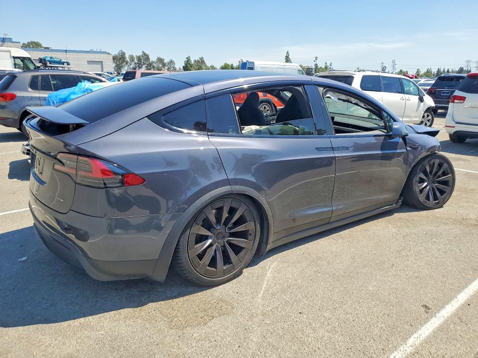 Продажа на аукционе авто 2022 Tesla Model X, vin: 7SAXCBE67NF330079, номер лота: 68294176
