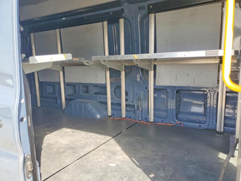68704346 :رقم المزاد ، 1FTBR3X81LKB09572 vin ، 2020 Ford Transit مزاد بيع