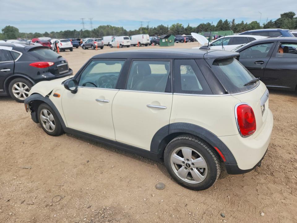 Продаж на аукціоні авто 2015 Mini Cooper, vin: WMWXS5C55FT827316, номер лоту: 68172486