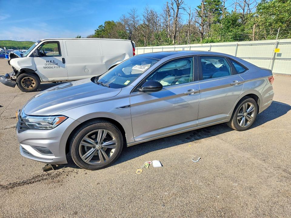 67778626 :رقم المزاد ، 3VWC57BU9KM258960 vin ، 2019 Volkswagen Jetta مزاد بيع