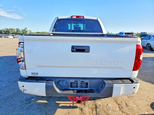 Auction sale of the 2017 Toyota Tundra, vin: 5TFBY5F11HX599170, lot number: 68964086
