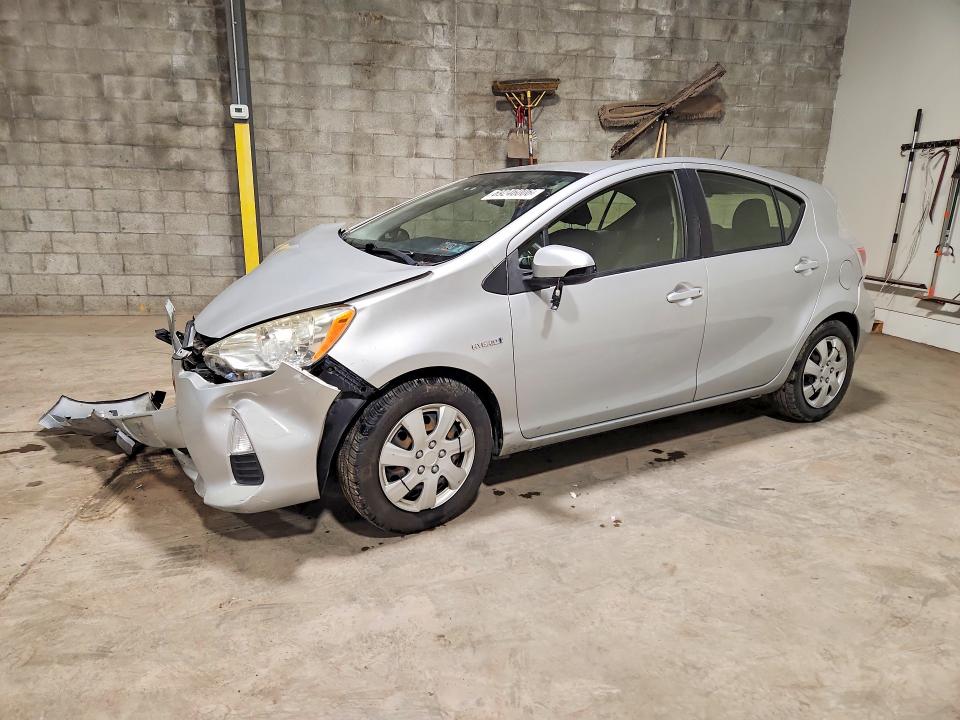 Продажа на аукционе авто 2013 Toyota Prius C, vin: JTDKDTB3XD1544723, номер лота: 69246006