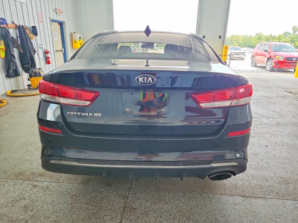Продажа на аукционе авто 2019 Kia Optima, vin: 5XXGT4L36KG358997, номер лота: 67499276