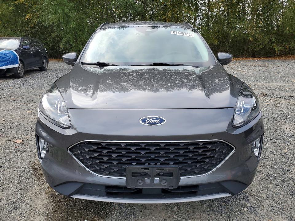 67489736 :رقم المزاد ، 1FMCU0H66MUA32830 vin ، 2021 Ford Escape مزاد بيع