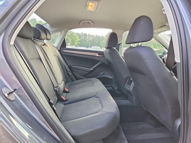 68433606 :رقم المزاد ، 1VWAT7A37GC036125 vin ، 2016 Volkswagen Passat مزاد بيع