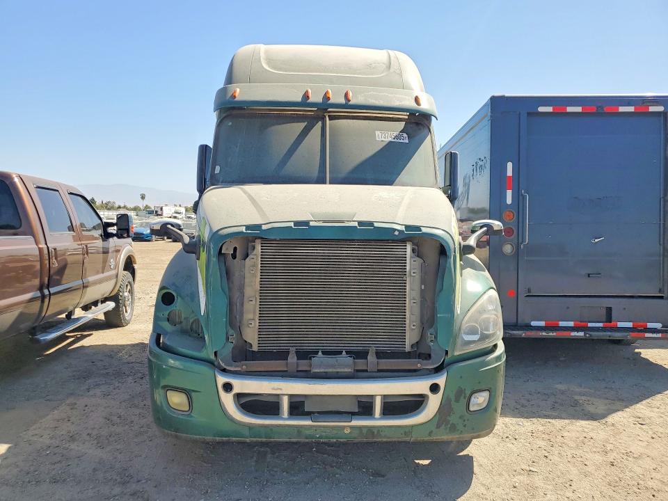 Продаж на аукціоні авто 2015 Freightliner Cascadia, vin: 3AKJGLDV1FSGL2245, номер лоту: 73745605