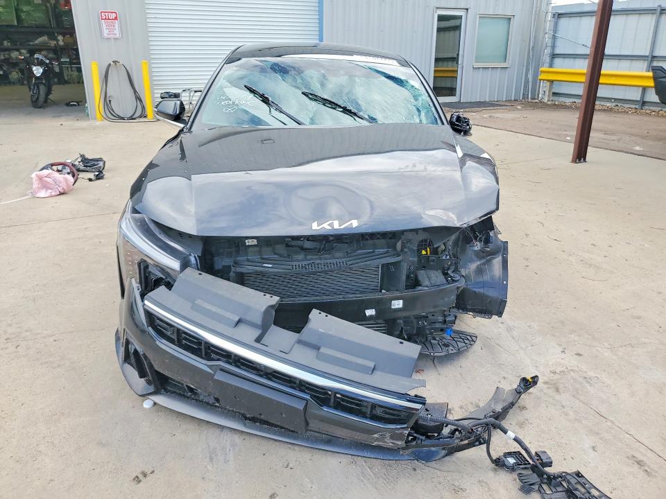 Продажа на аукционе авто 2025 Kia K4, vin: 3KPFW4DC1SE126379, номер лота: 68303656