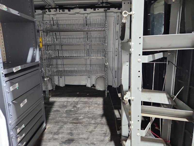 68573896 :رقم المزاد ، 1GCSGAFX5E1168894 vin ، 2014 Chevrolet Express G1500 مزاد بيع