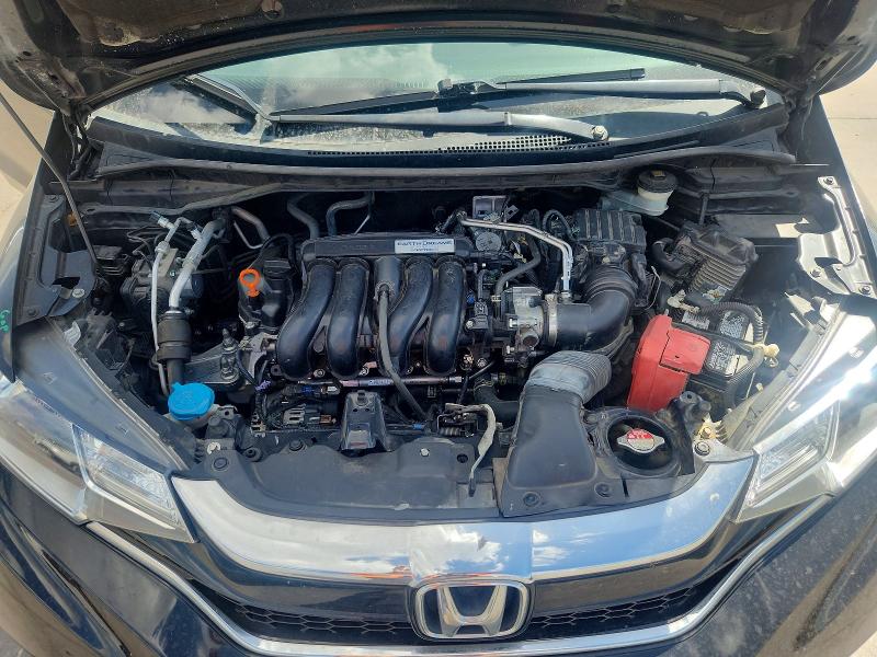 69233086 :رقم المزاد ، 3HGGK5H45KM729559 vin ، 2019 Honda Fit مزاد بيع