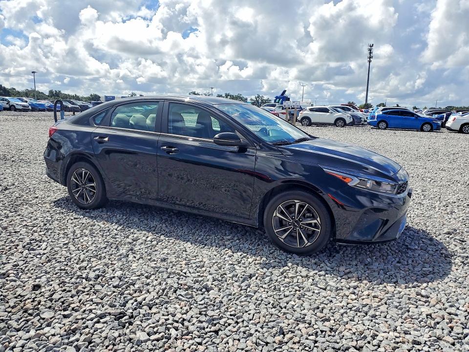 66899486 :رقم المزاد ، 3KPF24AD1PE690954 vin ، 2023 Kia Forte مزاد بيع