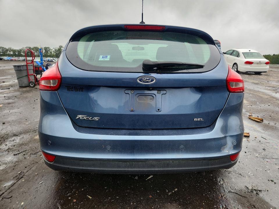 69699106 :رقم المزاد ، 1FADP3M26JL319757 vin ، 2018 Ford Focus مزاد بيع