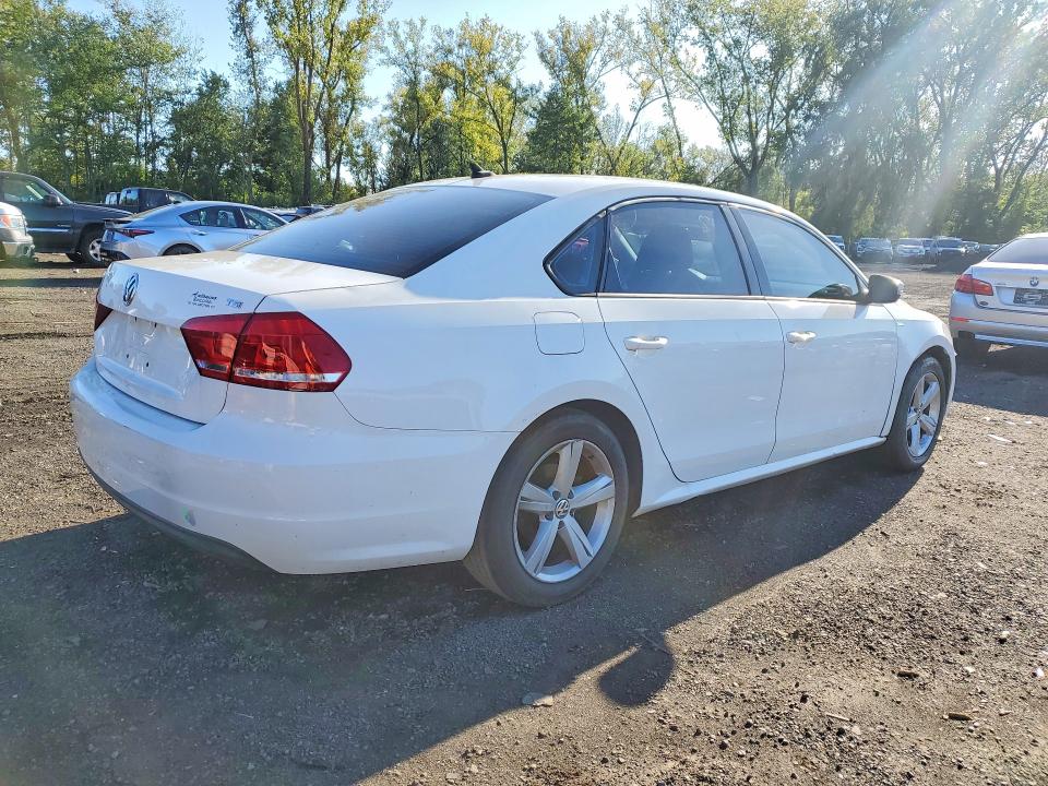 Продажа на аукционе авто 2014 Volkswagen Passat, vin: 1VWAT7A36EC098029, номер лота: 68627386