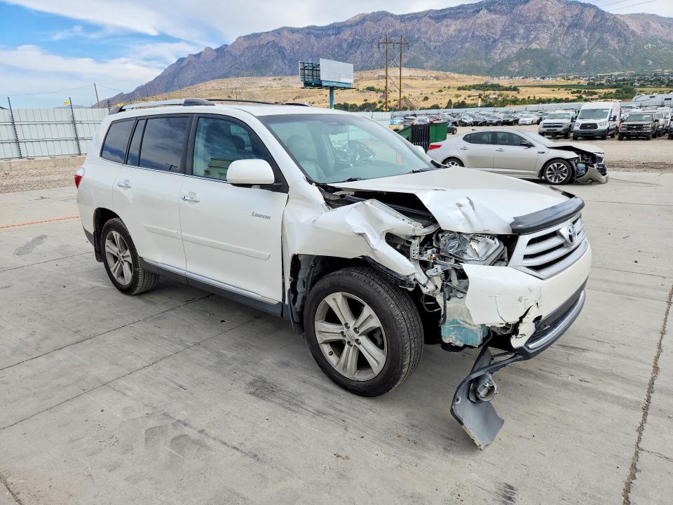 68775426 :رقم المزاد ، 5TDDK3EH8DS190872 vin ، 2013 Toyota Highlander مزاد بيع