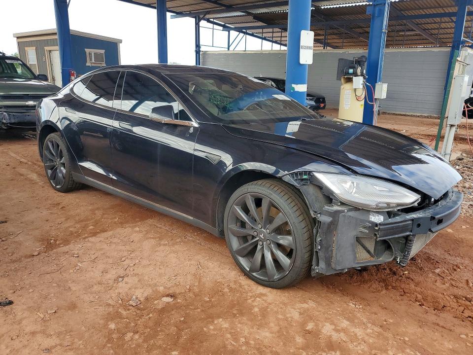 Продаж на аукціоні авто 2015 Tesla Model S, vin: 5YJSA1E21FF102519, номер лоту: 69757856
