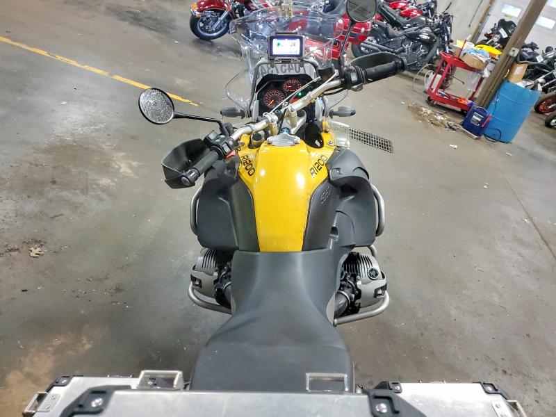 Продаж на аукціоні авто 2011 Bmw R1200, vin: WB1048005BZX66708, номер лоту: 70457346