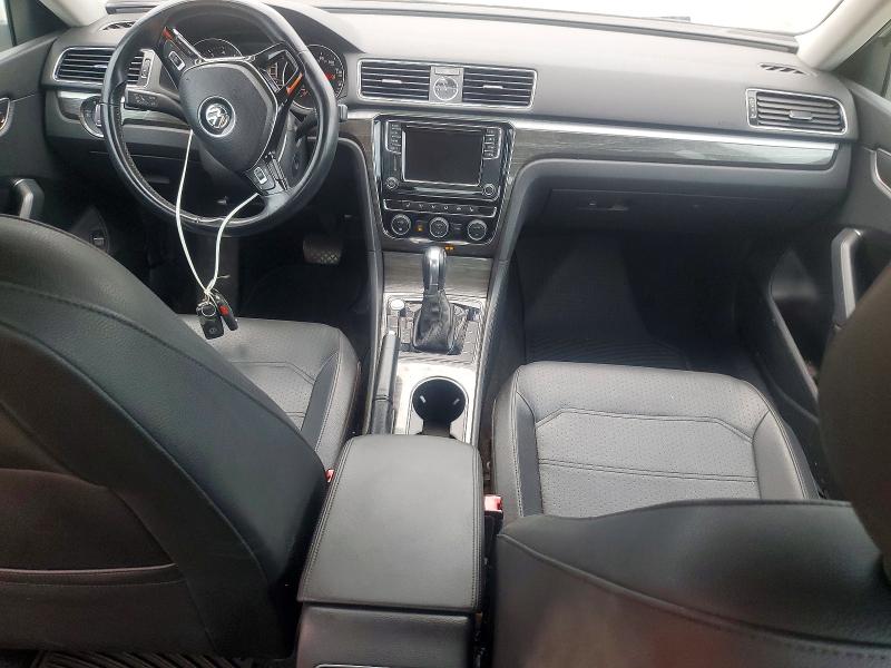 Продаж на аукціоні авто 2017 Volkswagen Passat, vin: 1VWBT7A31HC046476, номер лоту: 67815016