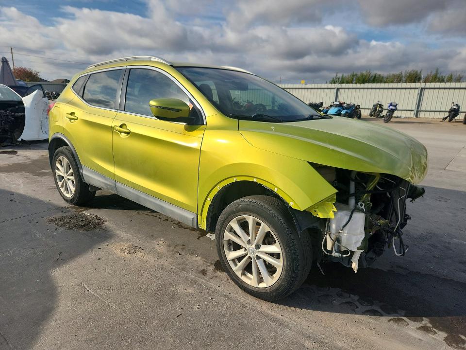 2017 Nissan Rogue Sport მანქანა იყიდება აუქციონზე, vin: JN1BJ1CP9HW008906, აუქციონის ნომერი: 70679376