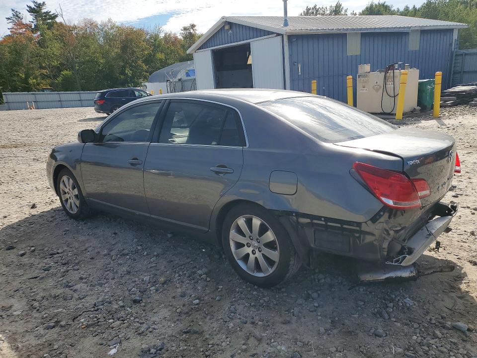 69397606 :رقم المزاد ، 4T1BK36B95U051389 vin ، 2005 Toyota Avalon مزاد بيع