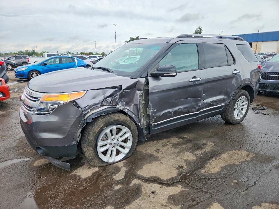 67811346 :رقم المزاد ، 1FM5K8D8XEGB45166 vin ، 2014 Ford Explorer مزاد بيع