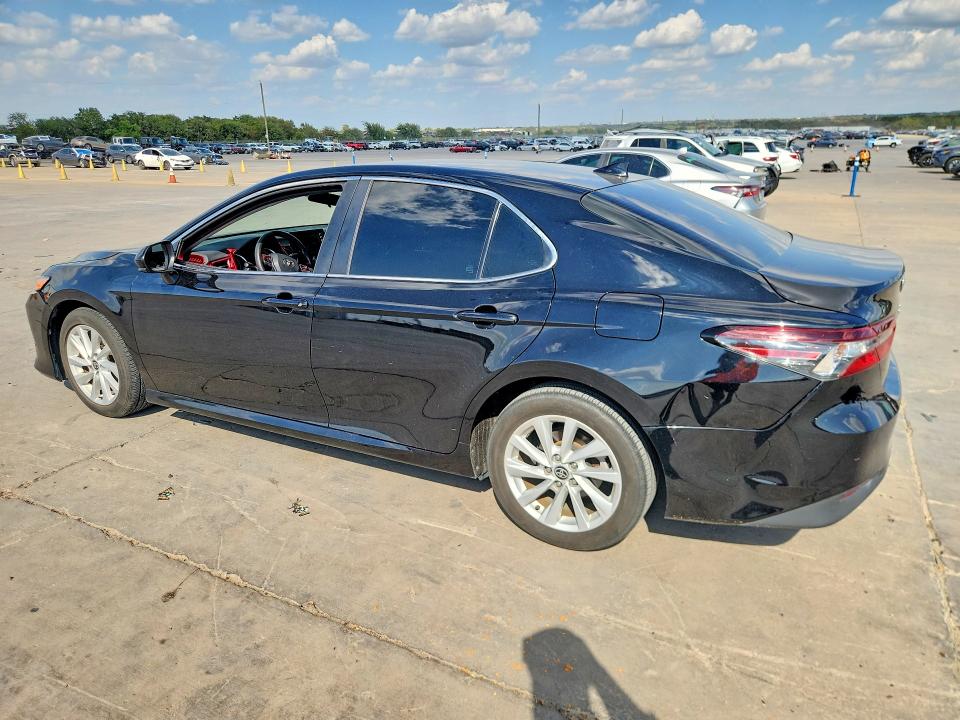68062136 :رقم المزاد ، 4T1C11AK2PU082294 vin ، 2023 Toyota Camry مزاد بيع