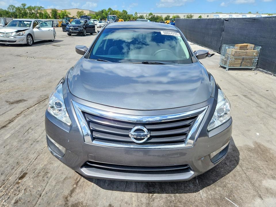 2015 Nissan Altima მანქანა იყიდება აუქციონზე, vin: 1N4AL3AP0FC137848, აუქციონის ნომერი: 68824296