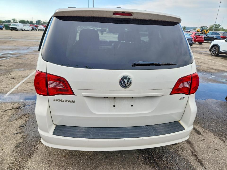 Продаж на аукціоні авто 2011 Volkswagen Routan, vin: 2V4RW3DG5BR636488, номер лоту: 68713066