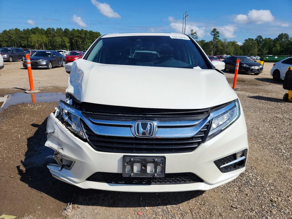 Продажа на аукционе авто 2018 Honda Odyssey, vin: 5FNRL6H97JB043435, номер лота: 68819436