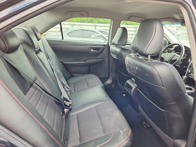 70127706 :رقم المزاد ، 4T1BF1FK0HU342635 vin ، 2017 Toyota Camry مزاد بيع