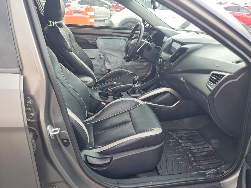 2013 Hyundai Veloster მანქანა იყიდება აუქციონზე, vin: KMHTC6AE4DU099823, აუქციონის ნომერი: 70328436