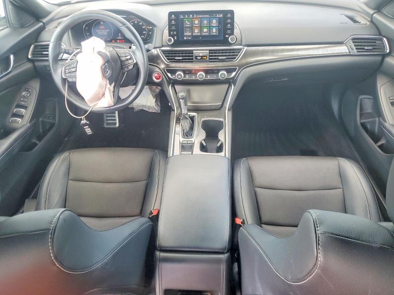 Продаж на аукціоні авто 2018 Honda Accord, vin: 1HGCV1F35JA085520, номер лоту: 68742336