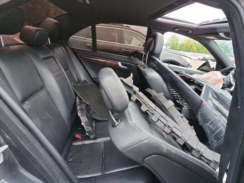 2013 Mercedes-benz C მანქანა იყიდება აუქციონზე, vin: WDDGF8AB8DR242439, აუქციონის ნომერი: 70006716