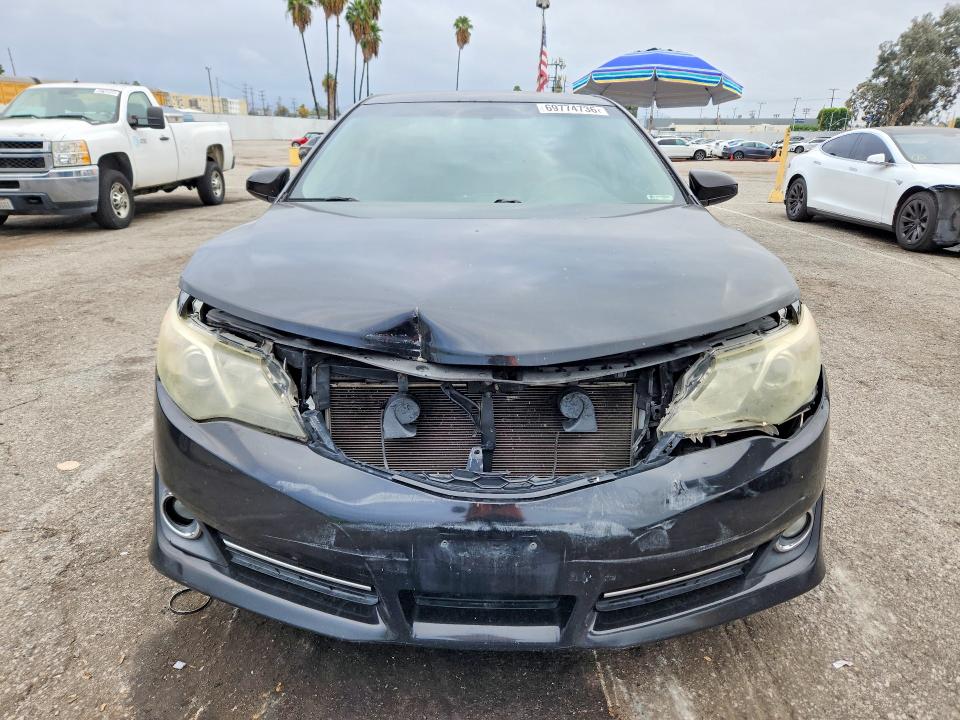69774736 :رقم المزاد ، 4T1BF1FK2EU458754 vin ، 2014 Toyota Camry مزاد بيع