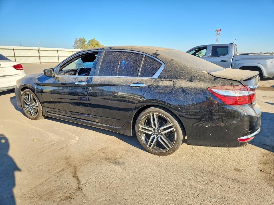 70678636 :رقم المزاد ، 1HGCR2F57HA079420 vin ، 2017 Honda Accord مزاد بيع