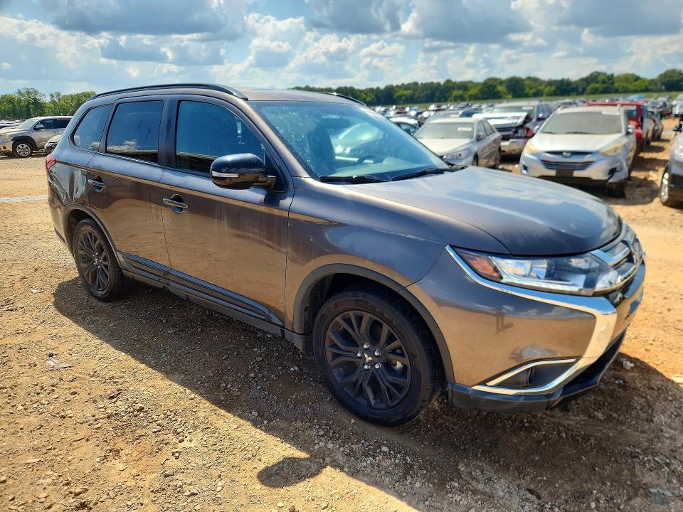 68180076 :رقم المزاد ، JA4AD3A33JZ019572 vin ، 2018 Mitsubishi Outlander مزاد بيع