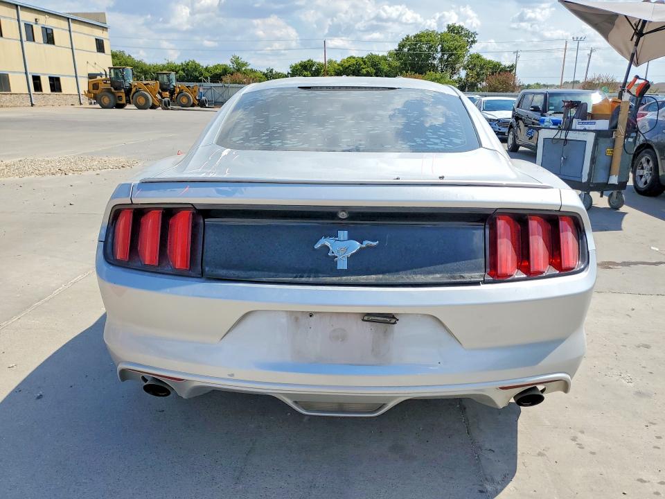 69207426 :رقم المزاد ، 1FA6P8AM1G5266863 vin ، 2016 Ford Mustang مزاد بيع