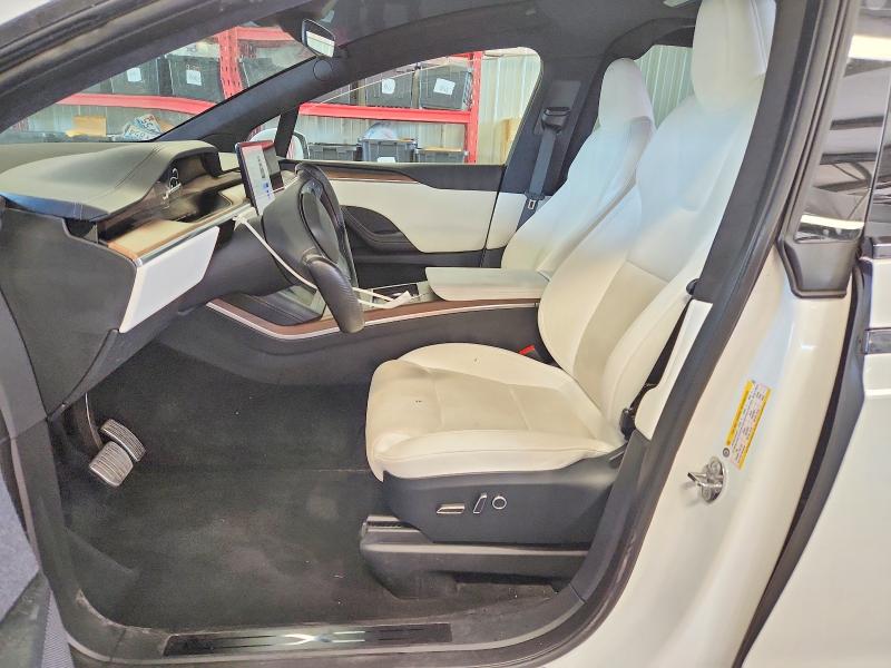 Продажа на аукционе авто 2022 Tesla Model X, vin: 7SAXCBE51NF356992, номер лота: 67490676