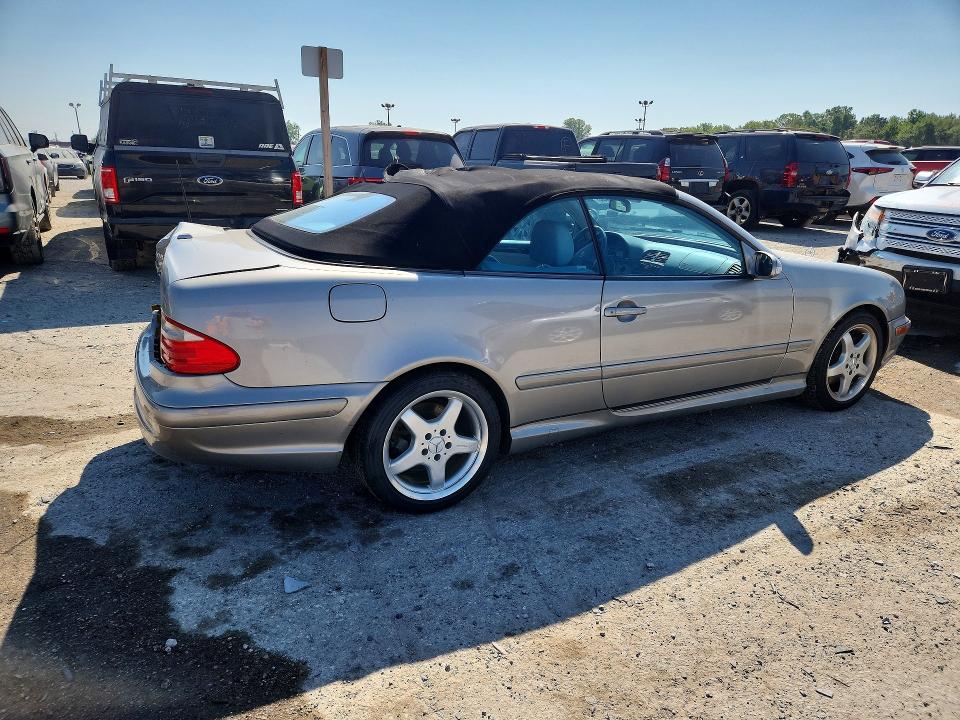 2003 Mercedes-benz Clk მანქანა იყიდება აუქციონზე, vin: WDBLK70G63T143937, აუქციონის ნომერი: 67646486