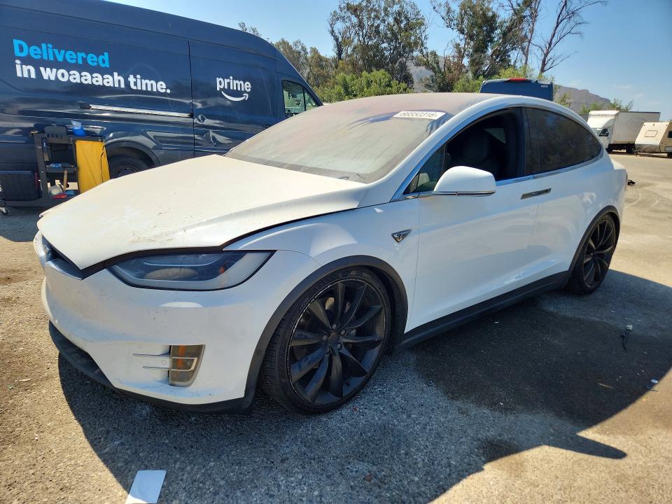 Продажа на аукционе авто 2016 Tesla Model X, vin: 5YJXCBE25GF007842, номер лота: 66850316