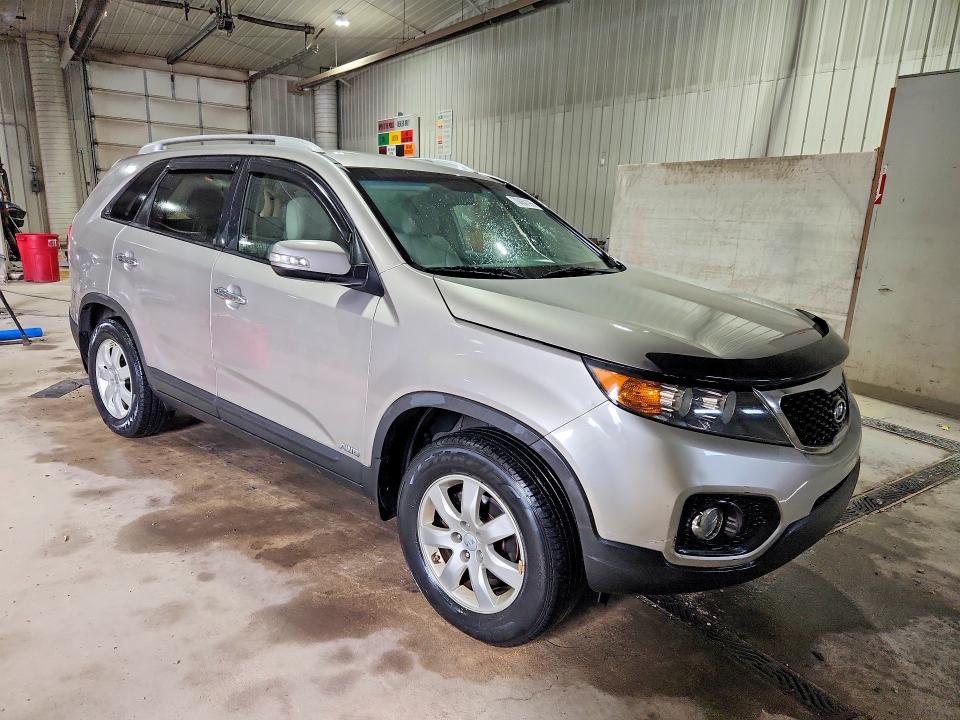 Продажа на аукционе авто 2013 Kia Sorento, vin: 5XYKTCA61DG394788, номер лота: 70460196