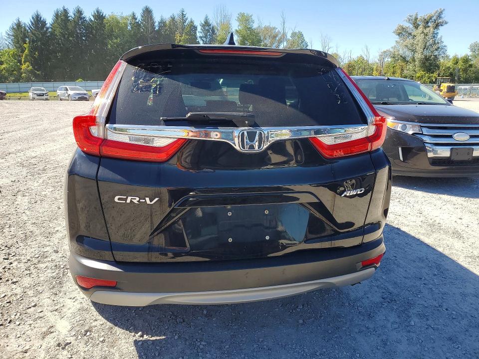 Продаж на аукціоні авто 2018 Honda Cr-v, vin: 7FARW2H88JE025828, номер лоту: 69455646