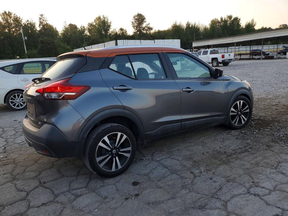 Aukcja sprzedaży 2018 Nissan Kicks, vin: 3N1CP5CU0JL503751, numer aukcji: 68765776
