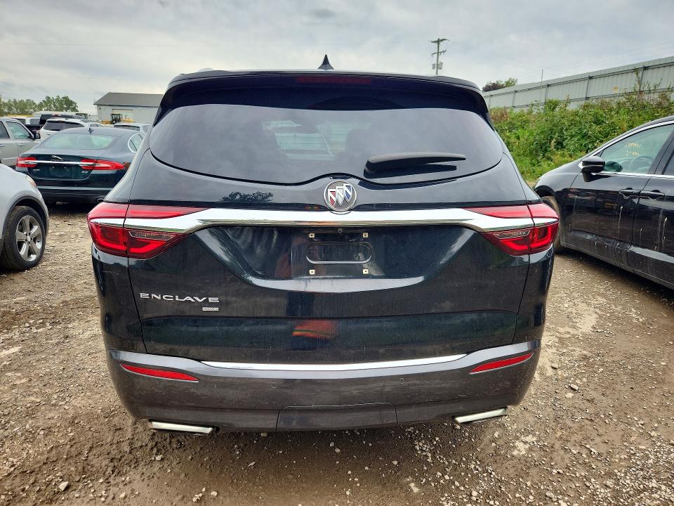 67803056 :رقم المزاد ، 5GAEVAKW3LJ158458 vin ، 2020 Buick Enclave مزاد بيع