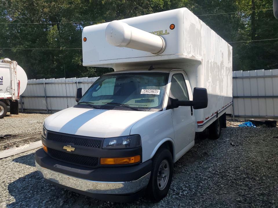 68398286 :رقم المزاد ، 1GB0GSFG9L1259116 vin ، 2020 Chevrolet Express G3500 مزاد بيع