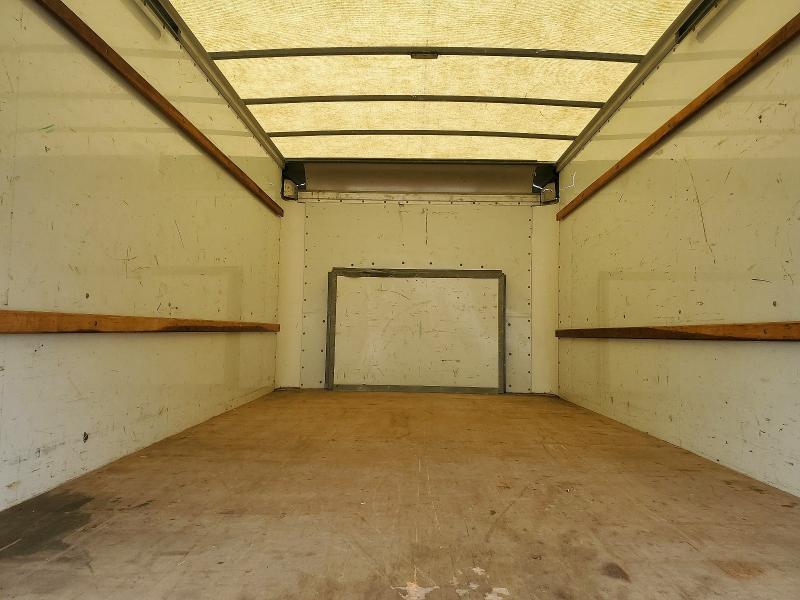 2022 Ford Econoline მანქანა იყიდება აუქციონზე, vin: 1FDWE3FN4NDC04196, აუქციონის ნომერი: 70526986