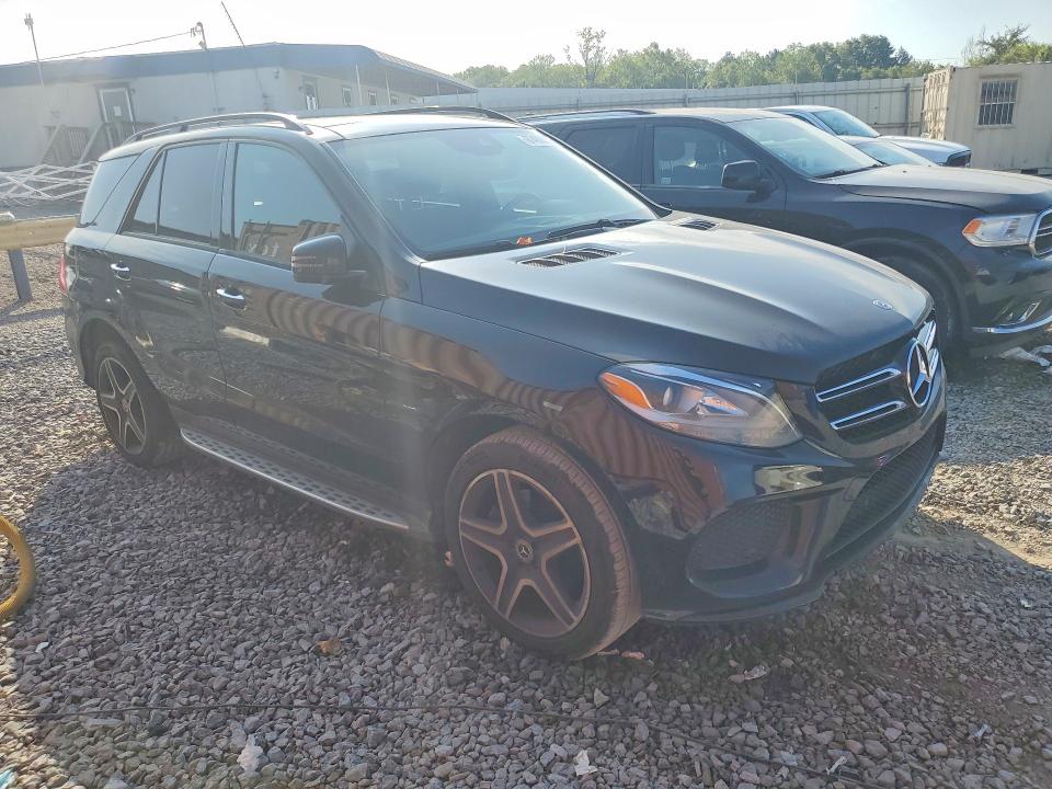 67486896 :رقم المزاد ، 4JGDA5JB1JB140801 vin ، 2018 Mercedes-benz Gle مزاد بيع