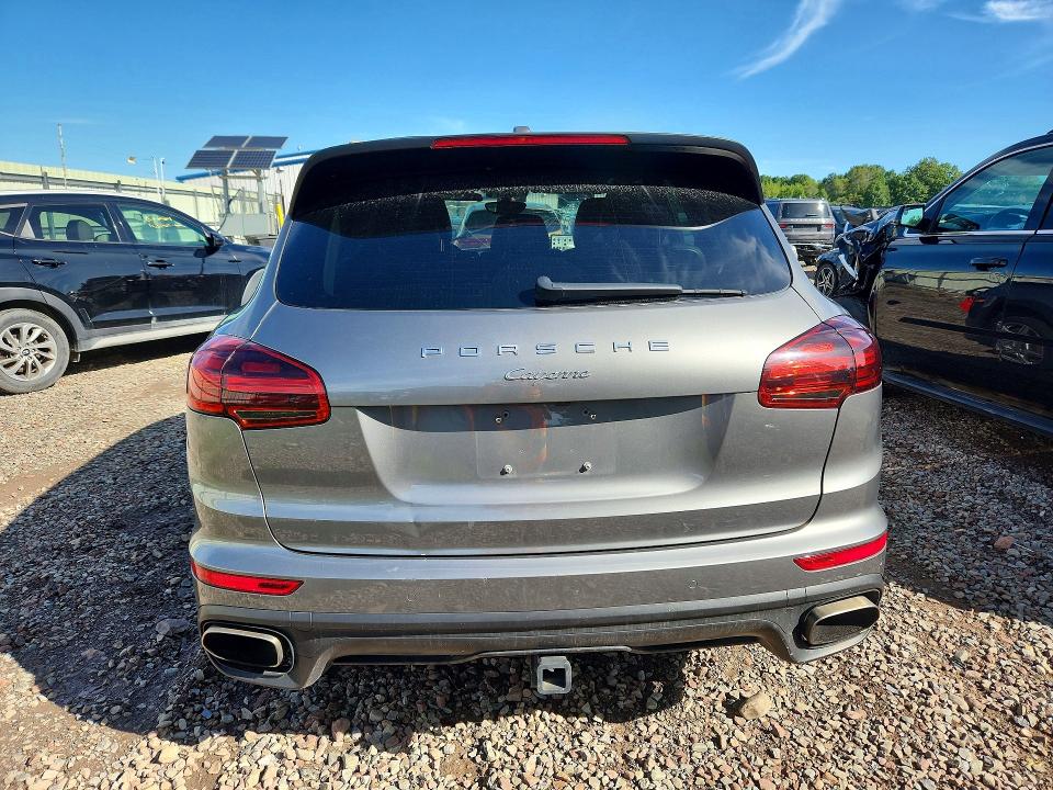 Продаж на аукціоні авто 2017 Porsche Cayenne, vin: WP1AA2A20HKA90181, номер лоту: 68641506