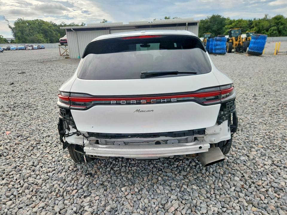 68789246 :رقم المزاد ، WP1AA2A59LLB15060 vin ، 2020 Porsche Macan مزاد بيع