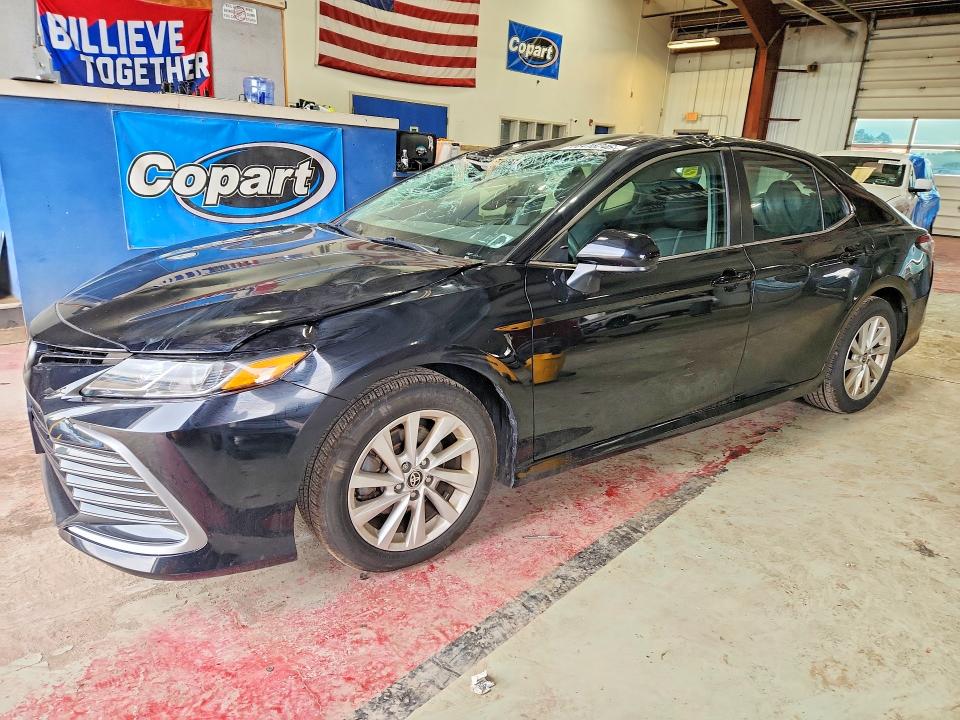 Продаж на аукціоні авто 2021 Toyota Camry, vin: 4T1C11AK0MU448636, номер лоту: 68418246