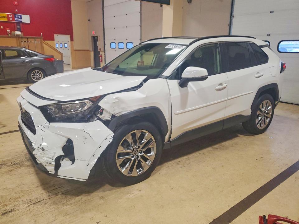 Продажа на аукционе авто 2020 Toyota Rav4, vin: JTMA1RFV3LD525429, номер лота: 67135076