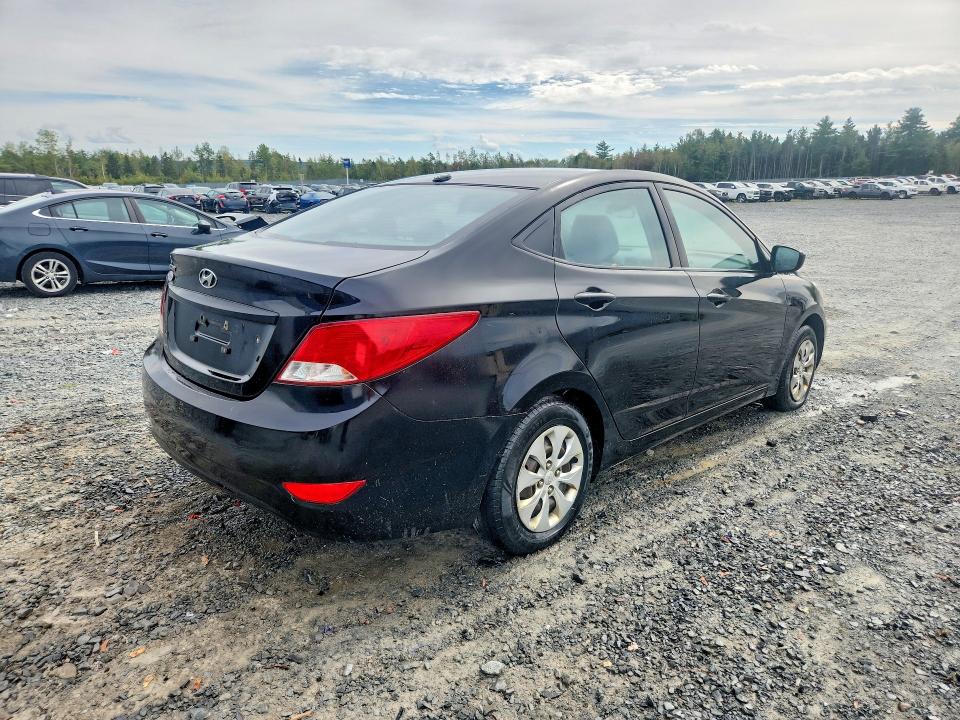 69071456 :رقم المزاد ، KMHCT4AE2FU806411 vin ، 2015 Hyundai Accent مزاد بيع